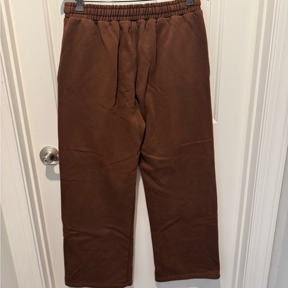 The Beach Club Brown Sweatpants with White Drawstring Size XL - Picture 4 of 12